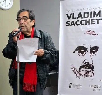 Adriano Diogo no ato de homenagem a Vladimir Sacchetta